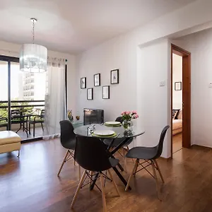 https://mama-seaside-apartment.hotelsatayianapa.com