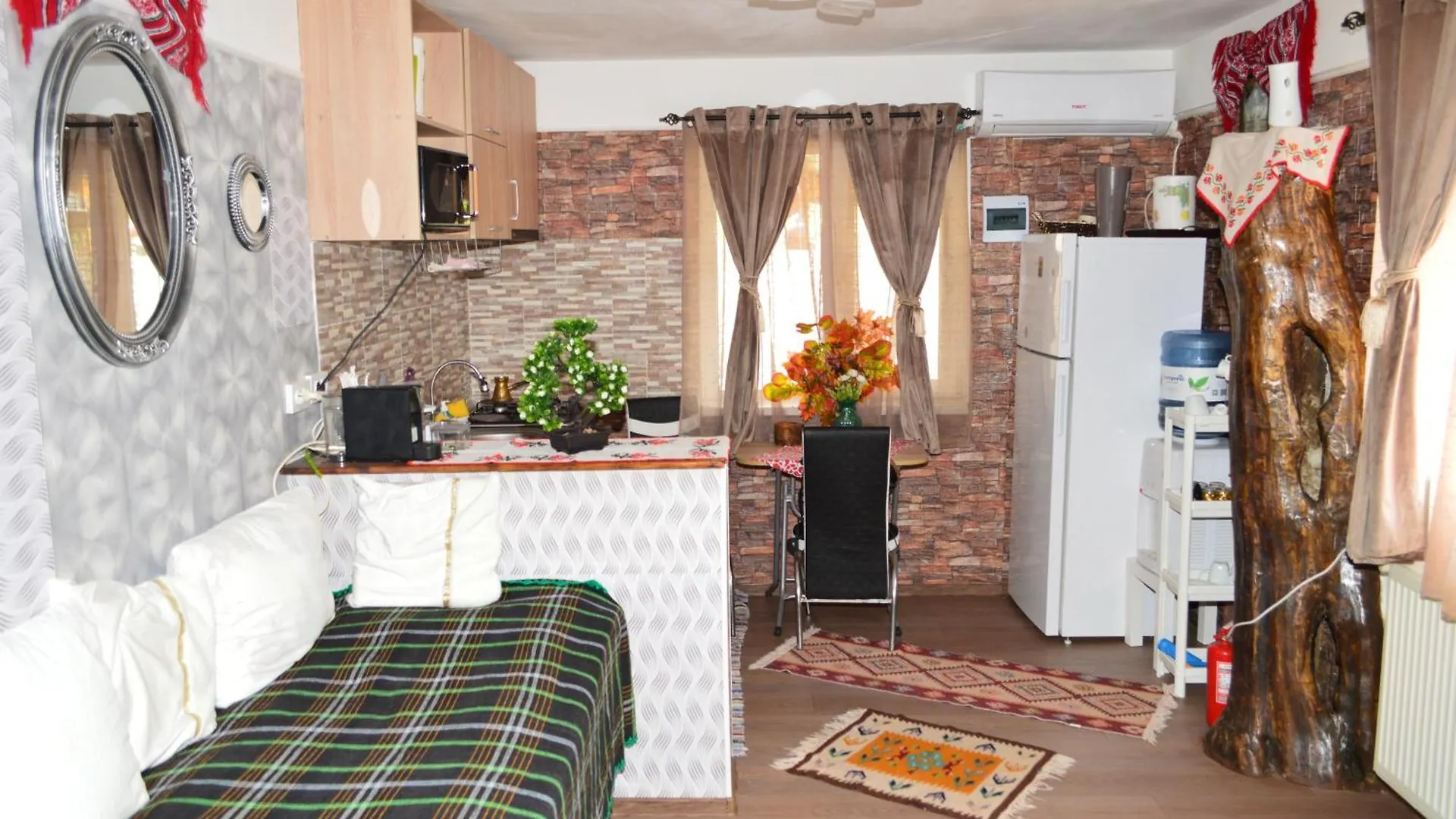 Holiday home Yna House Villa Bucharest